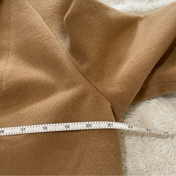 Burberrys Vintage Cashmere & Wool Overcoat - Picture 4 of 13